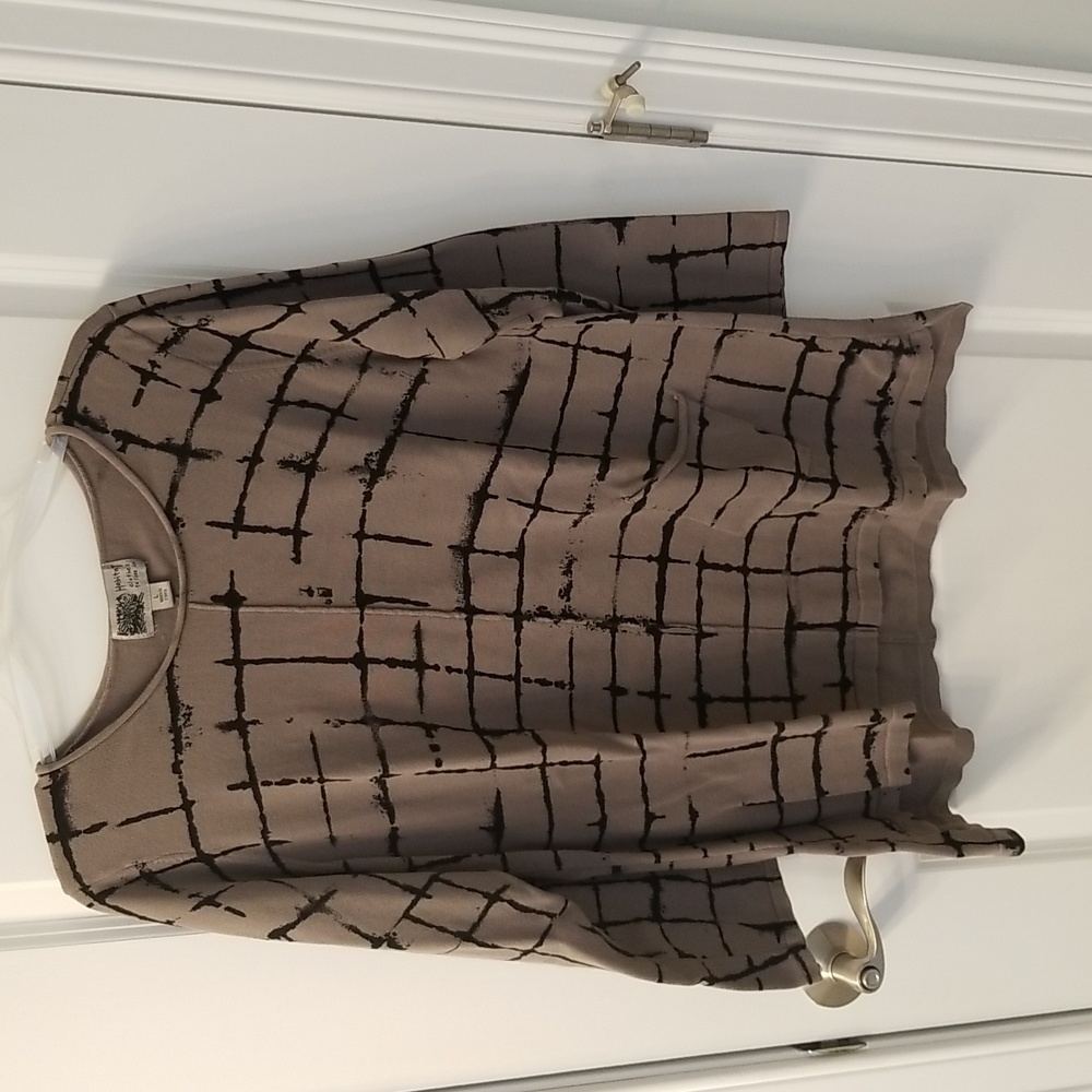 Habitat taupe and black tunic